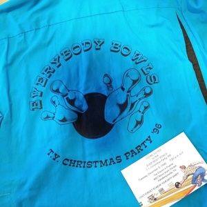 Trisha Yearwood 1996 Tour Staff Xmas Shirt RARE!